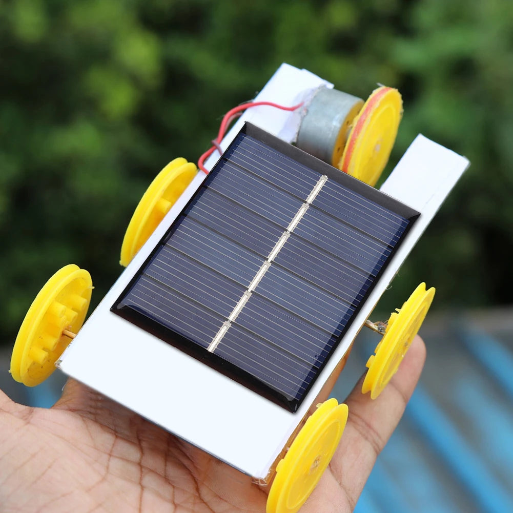 0.55W 3V Small Solar Panel DIY Solar Battery Kit with Cables Battery Mobile Phone Charger 60 X 55 Mm Photovoltaic Cells Charger